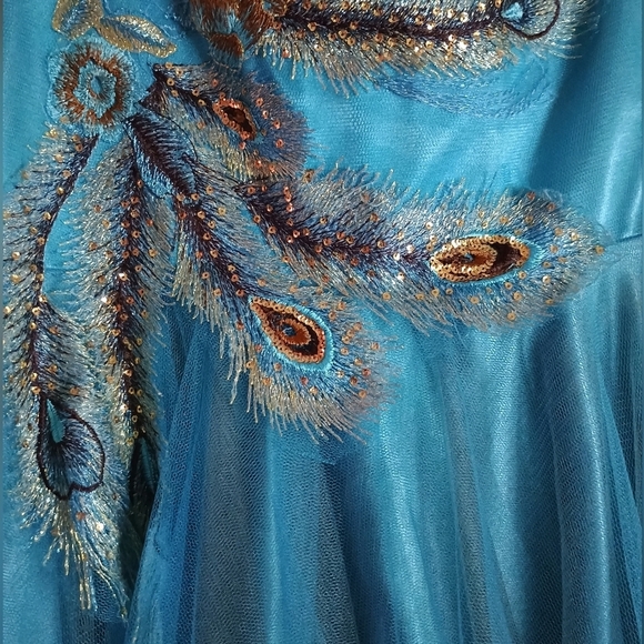 May Queen Prom&Party Peacock Dress Size 12 - Picture 10 of 13